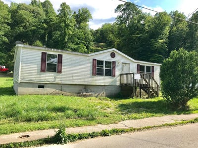 /international/us/370-chili-street-olive-hill-ky-110105334350/