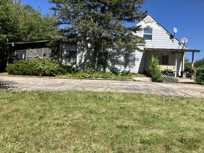 /international/us/24w459-lawrence-avenue-roselle-il-110102924055/