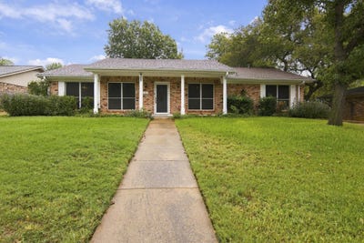 /international/us/408-englewood-lane-hurst-tx-110120133402/
