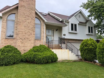 /international/us/223-s-dante-avenue-glenwood-il-110108885378/