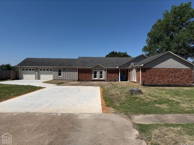 /international/us/302-clement-west-memphis-ar-110107602852/