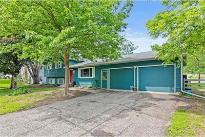 /international/us/1517-w-river-street-monticello-mn-110100389877/