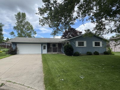 /international/us/106-fireside-ct-la-crescent-mn-110101270776/
