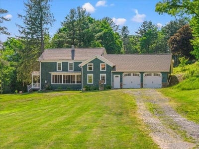 /international/us/1049-old-state-road-binghamton-ny-110108189634/
