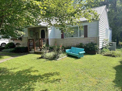 /international/us/105-franklin-ave-st-albans-wv-110100613871/