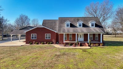 /international/us/101-oak-ln-gleason-tn-110105862276/