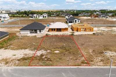 /international/us/305-n-30th-street-hidalgo-tx-110101977223/