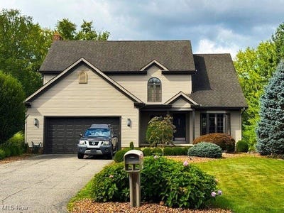 /international/us/3425-hummingbird-hill-drive-poland-oh-110101888654/