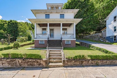 /international/us/159-w-ridge-street-nesquehoning-pa-110108470400/