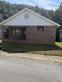 /international/us/105-yorktown-dr-pikeville-ky-110120555198/