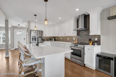 /international/us/57-bridgewaters-drive-oceanport-nj-110109000832/