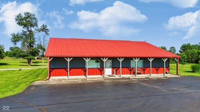 /international/us/10140-s-us-highway-31-elizabethtown-in-110099925762/
