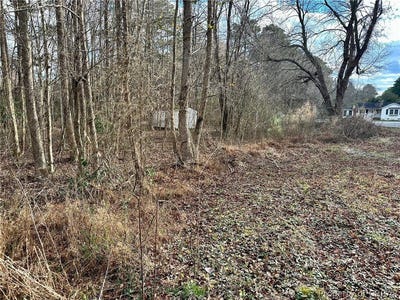 /international/us/2-lots-church-street-mathews-va-110081677829/