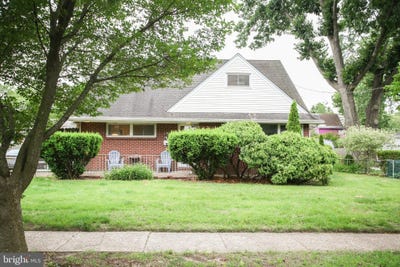 /international/us/702-cedar-street-riverton-nj-110100185332/