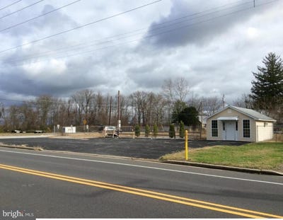 /international/us/104-n-hook-road-pennsville-nj-110105858328/