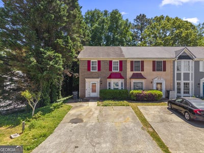 /international/us/5142-jenny-drive-acworth-ga-110107384478/