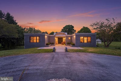 /international/us/2919-davidsonville-road-davidsonville-md-110107696350/