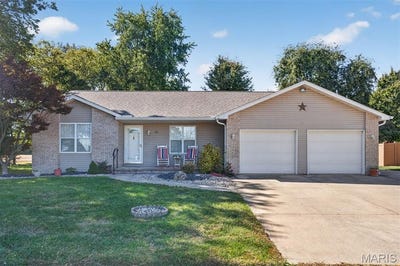 /international/us/360-courtland-drive-highland-il-110120411588/