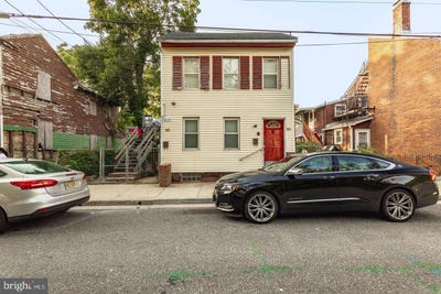 /international/us/85-union-street-salem-nj-110106229767/
