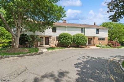 /international/us/665-dover-ct-hillsborough-twp-nj-110099874524/
