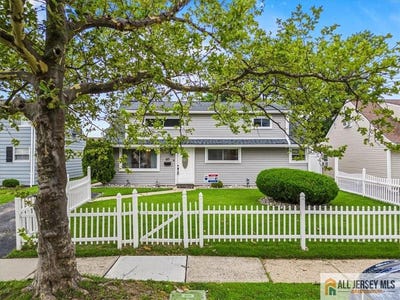 /international/us/60-sycamore-street-carteret-nj-110100775161/