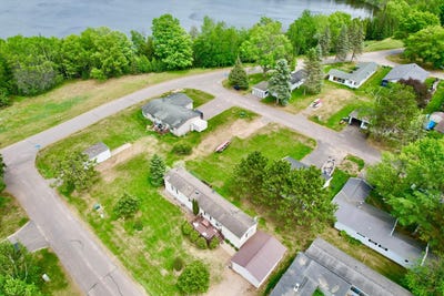 /international/us/6860-lake-terrace-estates-w-three-lakes-wi-110108604432/?lang=fr
