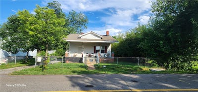 /international/us/105-hope-avenue-seneca-sc-110108448912/