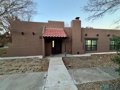 /international/us/317-sherrill-lane-14-roswell-nm-110098301449/