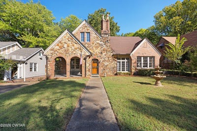 /international/us/523-westmoreland-place-jackson-tn-110120647175/