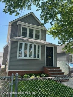 /international/us/135-15-243rd-street-queens-ny-110099987081/?lang=zh-cn