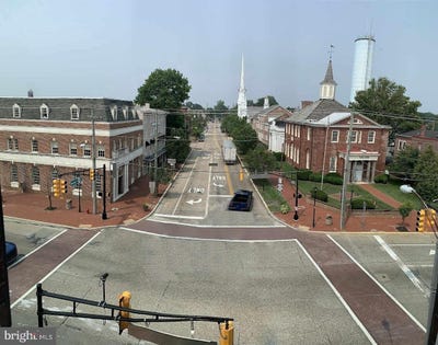 /international/us/183-e-broadway-salem-nj-110098255576/