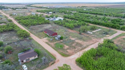 /international/us/521-avenue-h-anson-tx-110107484623/