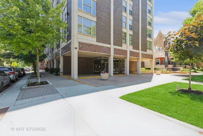 /international/us/5401-s-hyde-park-boulevard-chicago-il-110108550869/