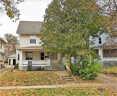 /international/us/314-s-governor-st-iowacity-ia-110100320307/