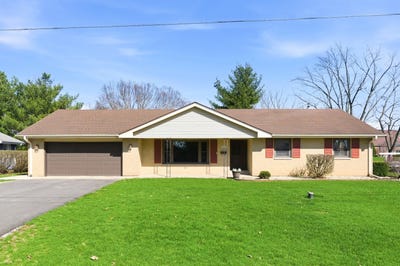 /international/us/14-knollwood-place-joliet-il-110107778212/