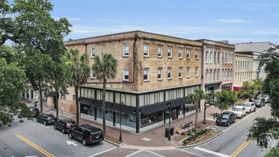 /international/us/310-w-broughton-street-savannah-ga-110105900603/