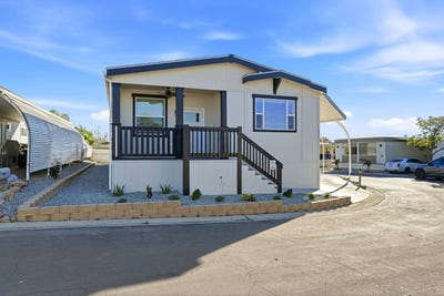/international/us/1925-otay-lakes-rd-chula-vista-ca-110105521806/