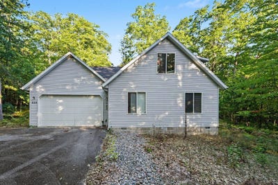 /international/us/233-crystal-lane-roscommon-mi-110119990553/