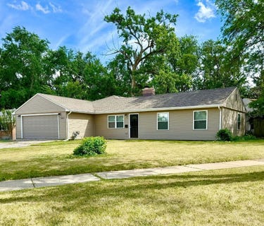 /international/us/363-indianwood-boulevard-park-forest-il-110106471458/