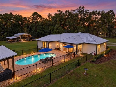 /international/us/7930-se-86th-avenue-newberry-fl-110120411534/