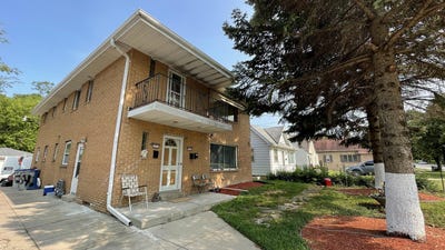 /international/us/3952-s-43rd-st-milwaukee-wi-110108440827/