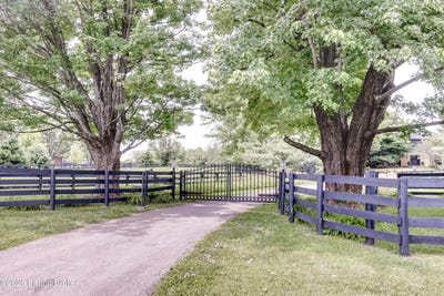 /international/us/10511-buckeye-trace-goshen-ky-110108446406/