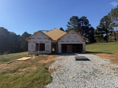 /international/us/904-hunters-creek-blvd-greenwood-sc-110120515224/