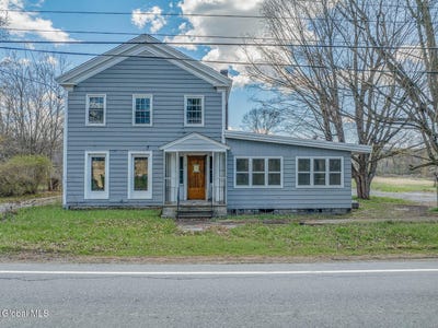 /international/us/14-s-main-street-salem-ny-110107664692/