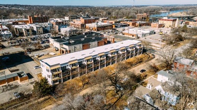 /international/us/705-rhode-island-street-lawrence-ks-110104066817/
