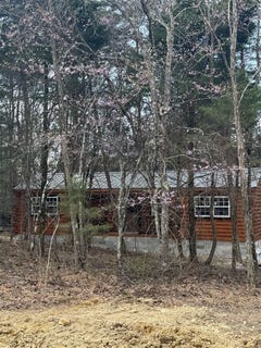 /international/us/2501-chestnut-grove-road-columbia-ky-110104407549/