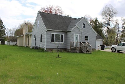 /international/us/212-highview-avenue-shawano-wi-110107873222/
