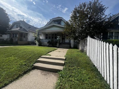 /international/us/3409-w-lapham-st-milwaukee-wi-110101223929/