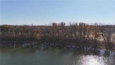 /international/us/4-cottonwood-lake-boulevard-windom-mn-110095151953/