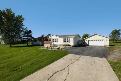 /international/us/28353-old-town-springs-rd-chaumont-ny-110120455575/